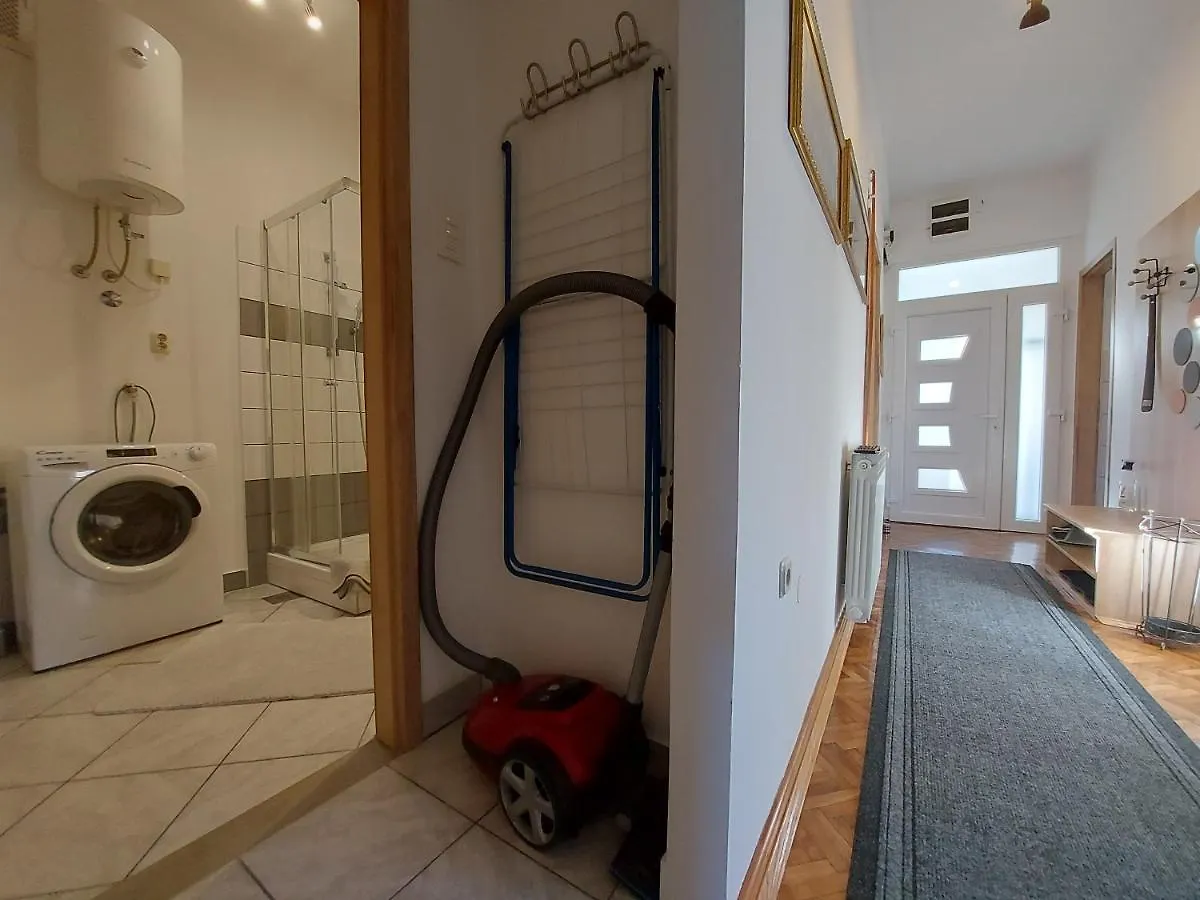 Apartman Tince